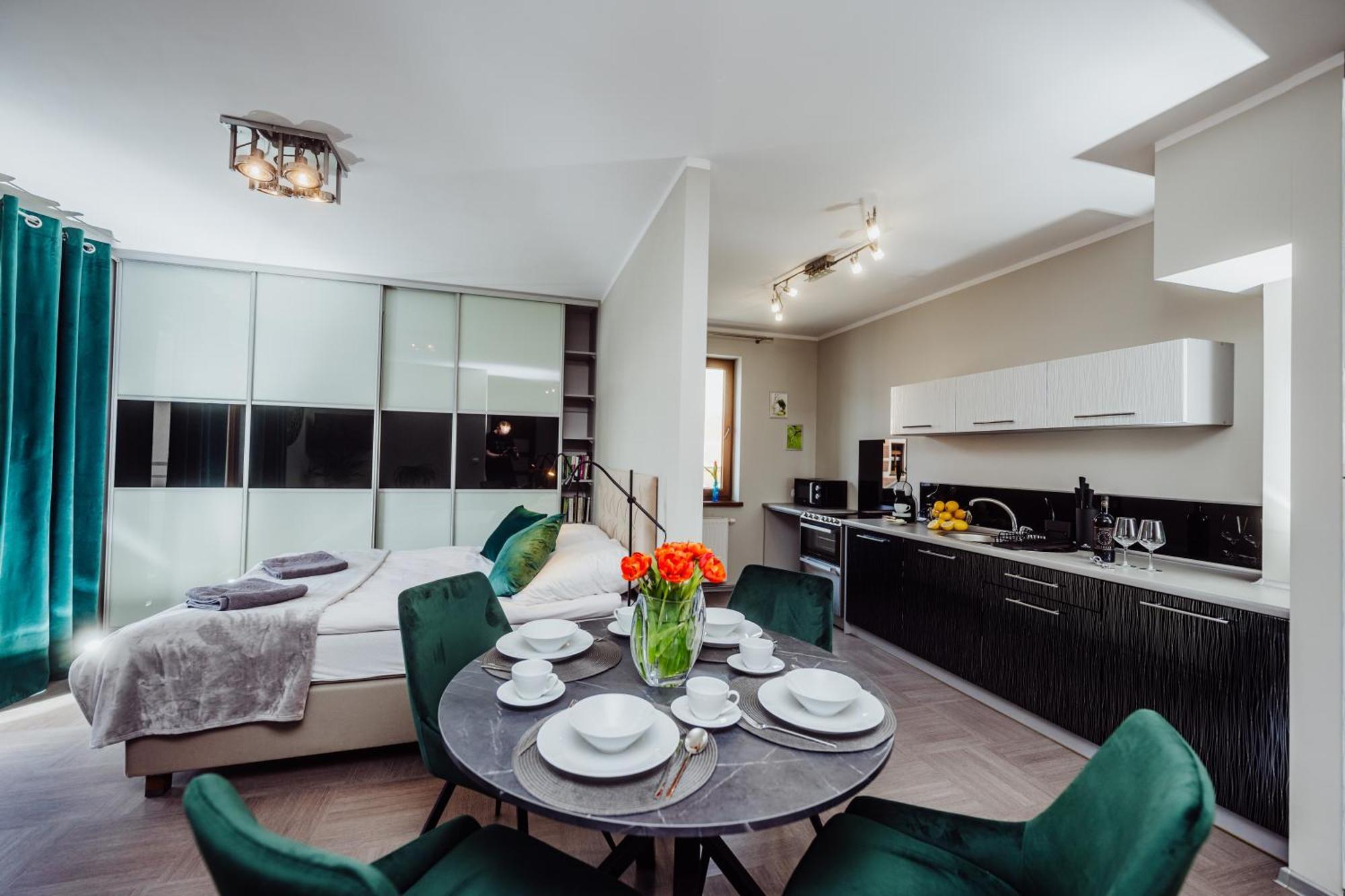 1 Maja 76 Apartment Jelenia Gora Luaran gambar