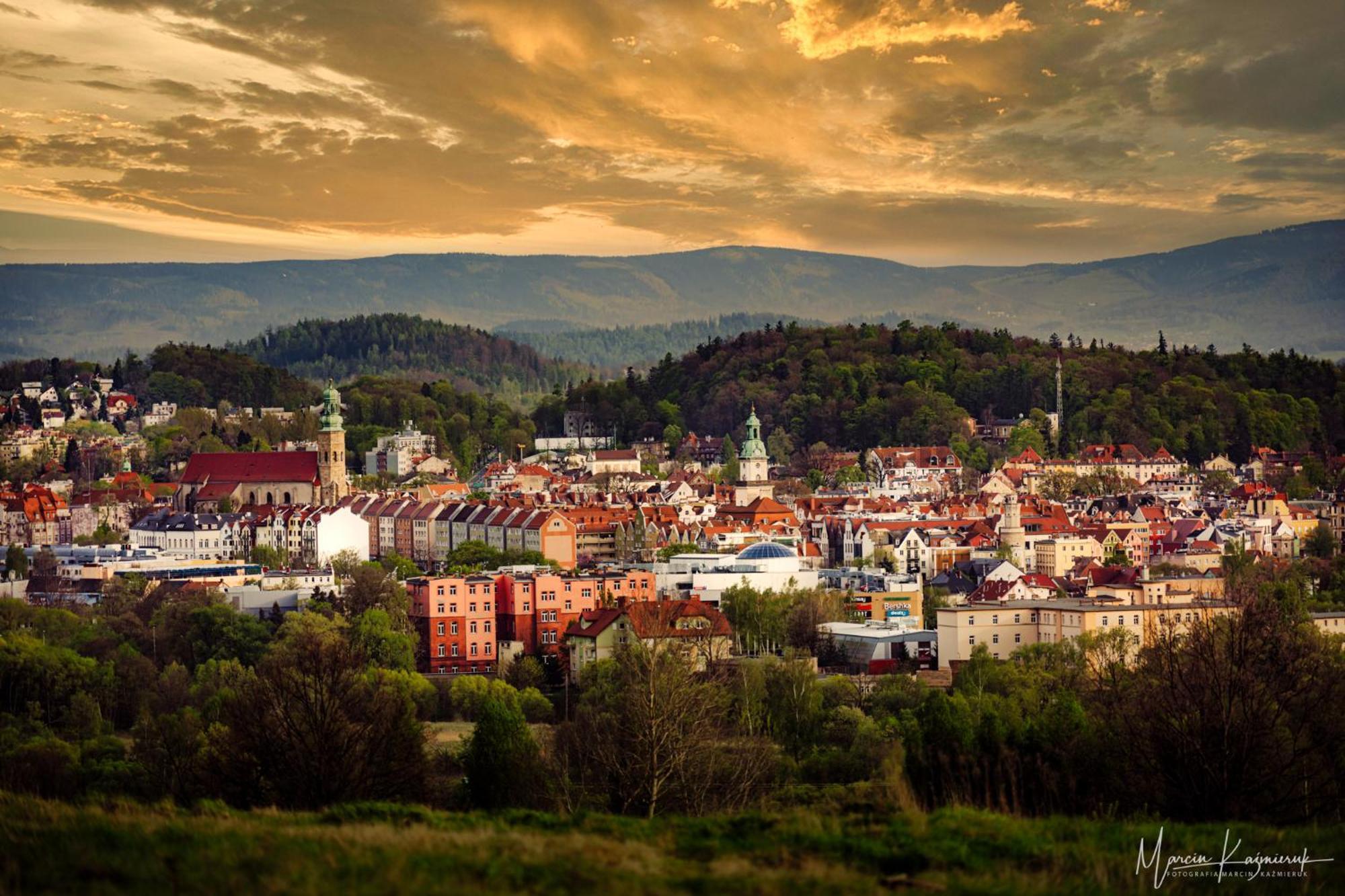 1 Maja 76 Apartment Jelenia Gora Luaran gambar